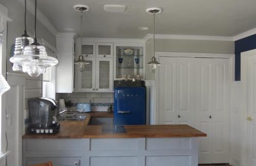 Brookings Apartment | Tanbark Shores Guest Suite