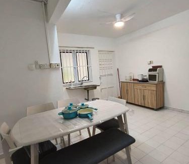 Tangkak House | TANGKAK hOMESTAY