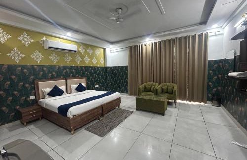 New Manali Hotel | Tanvi Premium Residency-Close to Artemis, Medanta & Fortis