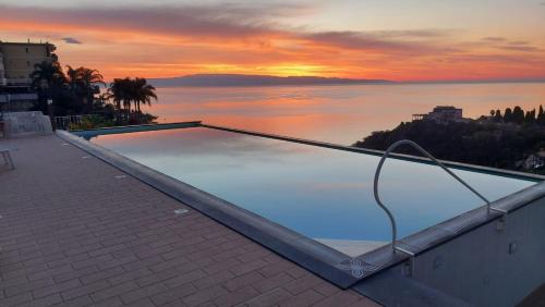 Taormina House | Taormina Skyline