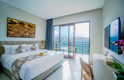 Menanga Hotel | Tapa Agung View