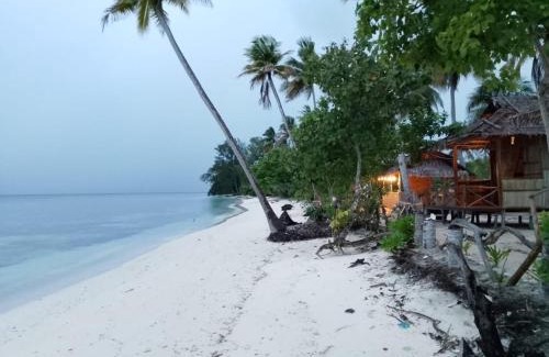 Pulau Fam House | Tarafudin Guest House