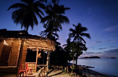 Pulau Fam House | Tarafudin Guest House