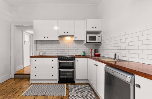 Taralga House | TARALGA TERRACES - THE BANK