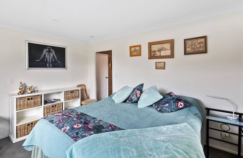 Cleveland House | Tarcutta Sunrise