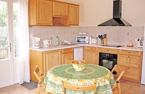 Ambres Cottage | Tarn Gite: Quiet well equipped accommodation in beautiful countryside.
