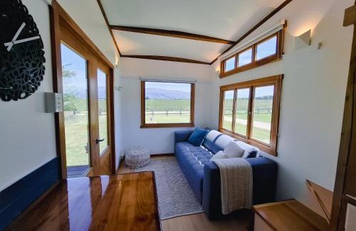 Tarras House | Tarras Tiny Haven - Wake up to Breathtaking Mountains