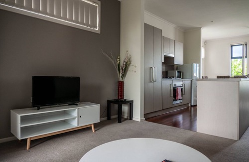 Athol Park Apartment | Tasha's Apartments on Kerry