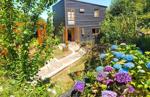 Puerto Montt Cabin | Tasteful cabin tucked away in Puerto Montt