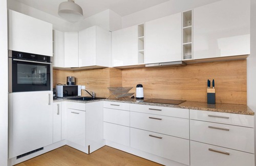 West Berlin Centre Apartment | Tasteful Charlottenburg 1BR near KaDeWe & Kurfürstendamm, by Blueground