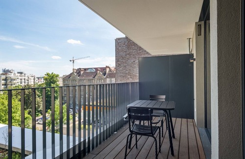 West Berlin Centre Apartment | Tasteful Charlottenburg 1BR near KaDeWe & Kurfürstendamm, by Blueground