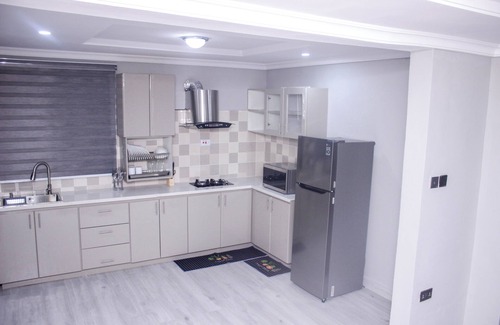Ibadan House | Tastefully furnished home in quiet, secure and accessible community in Bodija A2