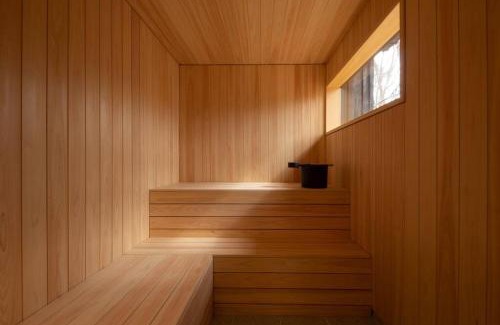 Kita Karuizawa Villa | Tatehata House. Private Sauna. Outdoor Bath.