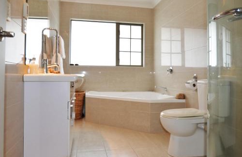 Tauranga Bed & Breakfast | Tauranga Homestead Retreat