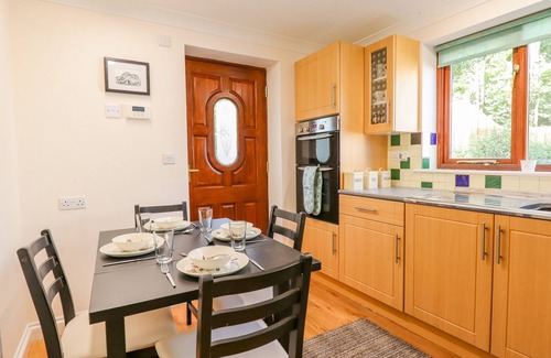 Sticklepath Cottage | TAW RIVER VIEW, pet friendly, with open fire in Sticklepath