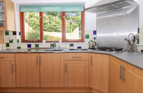 Sticklepath Cottage | TAW RIVER VIEW, pet friendly, with open fire in Sticklepath
