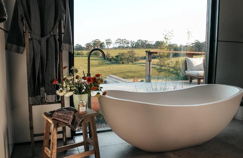 Milton House | Tawillah Milton Luxury Retreat