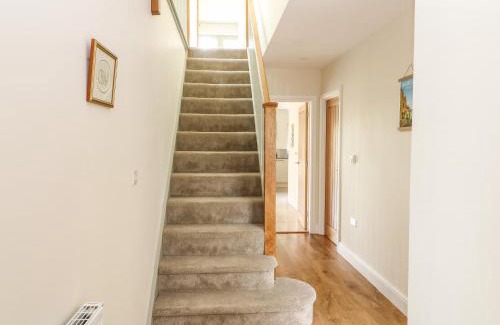 Burford House | Tawny Cottage