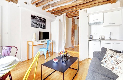 Arts-et-Metiers Apartment | TBS 281 - Cosy apartment/terrace Marais district