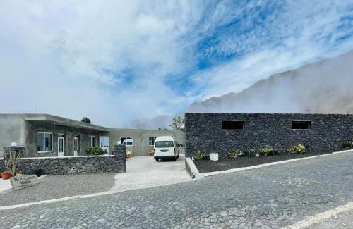 Sao Filipe Bed & Breakfast | TCHAN LOVe