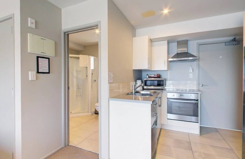 Te Kaha Hotel | Te Kaha Beach Hotel