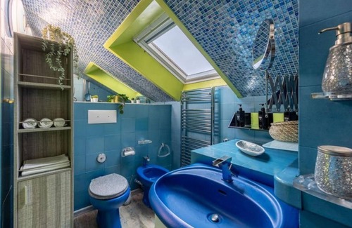 Loreto House | "Tea" Holiday Home 1km from Central Station