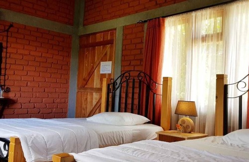 Doluwa House | Tea Leaf Retreat Peradeniya