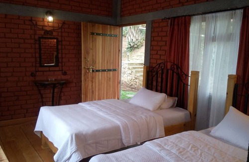 Doluwa House | Tea Leaf Retreat Peradeniya
