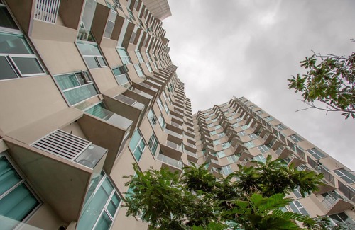 Mata Redonda Apartment | Teal at 12, City Views and Wonderland Vibes!