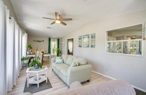 Grove City House | Tee Off and Soak Up Sun! Airy Englewood Gem with Yard