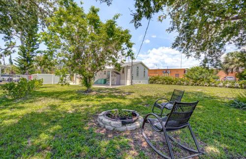 Grove City House | Tee Off and Soak Up Sun! Airy Englewood Gem with Yard