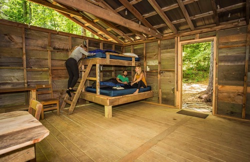 Zirconia Cabin | Teela Springs - 38 acres- hiking, mountain biking, waterfall