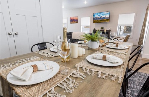 Victor House | Teewinot Townhome
