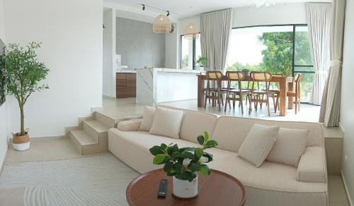 Musai House | Teja Serene Retreat with Private Pool, Melaka Town