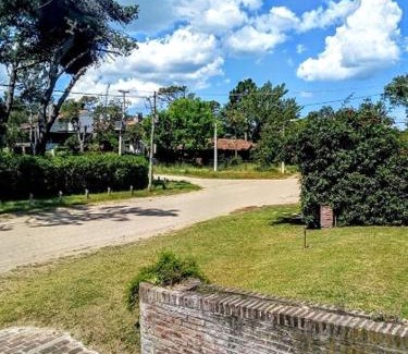 Villa Gesell House | Tejas Verdes Alojamiento Familiar