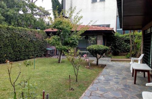 Villa Gesell House | Tejas Verdes Alojamiento Familiar