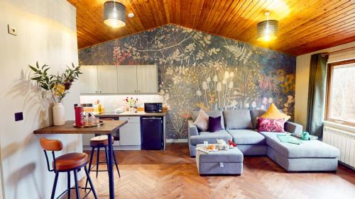 Kingussie House | Telford Cottage