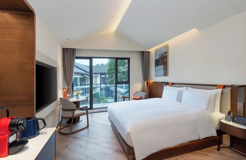 Dujiangyan Hotel | TELLUS. Qingchengshan Hot Spring Hotel