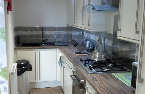 Spittal Cottage | Templars Cottage - sleeps 2 guests in 1 bedroom