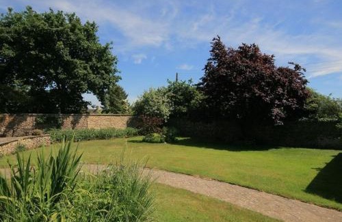 Broadwell House | Temple Mews