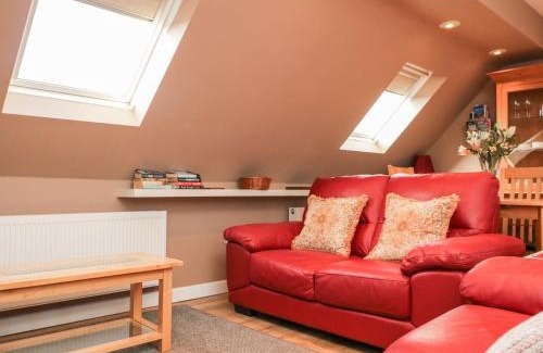 Broadwell House | Temple Mews