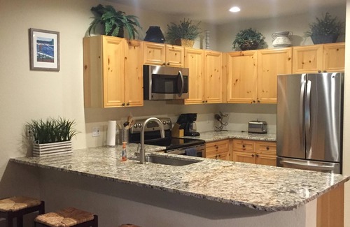 Mountain House Condo | Tenderfoot Lodge, Walk To Ski Lifts At Mountain House, Fishing On Snake River
