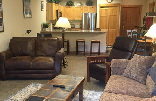 Mountain House Condo | Tenderfoot Lodge, Walk To Ski Lifts At Mountain House, Fishing On Snake River