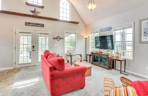 Morris Chapel House | Tennessee River Retreat Multi-Level Deck and Views