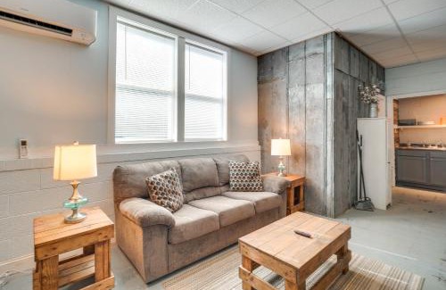 Briceville Apartment | Tennessee Riverside Retreat Shared Fire Pit!