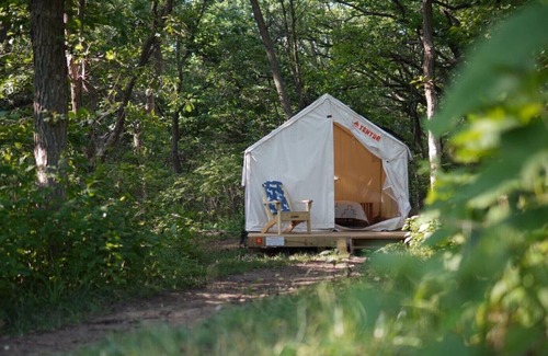 Burbank RV Rental | Tentrr State Park Site - Nebraska Ponca State Park – Buffalo Run E – Single Ca