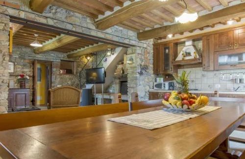 Castelvecchio House | Tenuta Daussie'