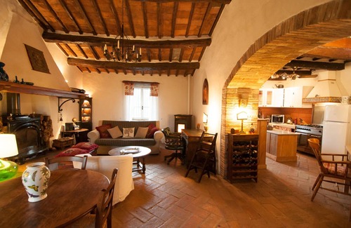 Teverina di Cortona Villa | "TENUTA SOSPESA . IT" Stunning Villa near Tuscany with Pool & Private Cinema