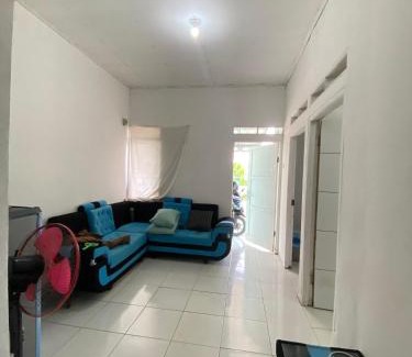 Cikampek House | Teras damai cikampek
