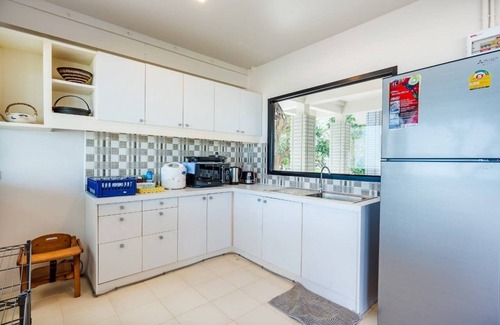 Cha-am Villa | Termsuk Beachfront: 6-Bedroom Villa, Pool, BBQ, Surfing, Karaoke & Breakfast!